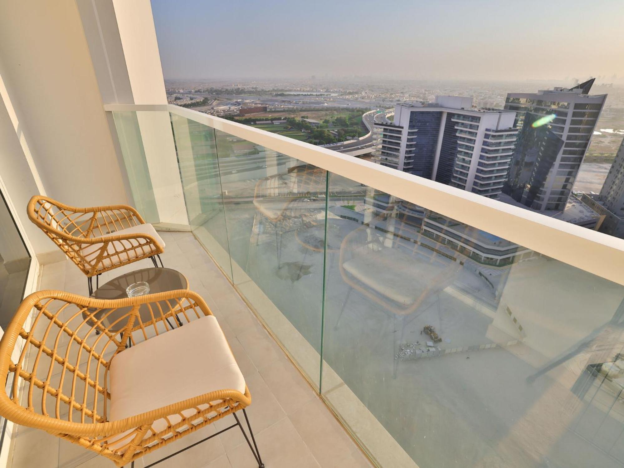 Appartement Luxury Business Bay Gym Pool Parking By Sojo *